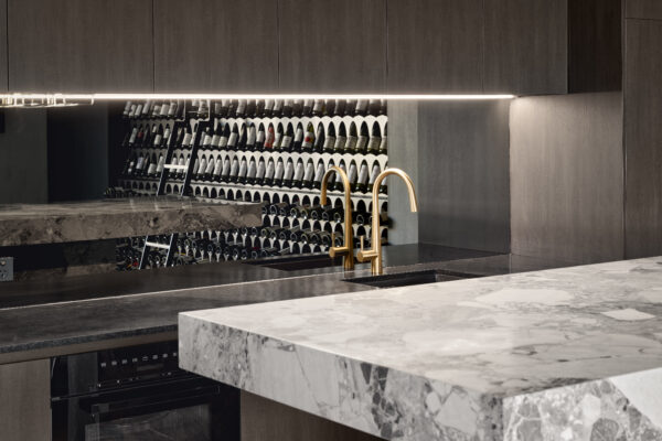 NUOVA Calare Pull-Out Sink Mixer - Image 10